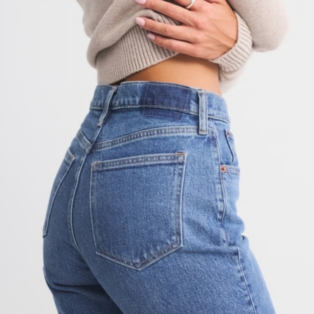 Abercrombie & Fitch Curve Love The '90s Slim Straight Ultra High Rise Jeans - Picture 7 of 12